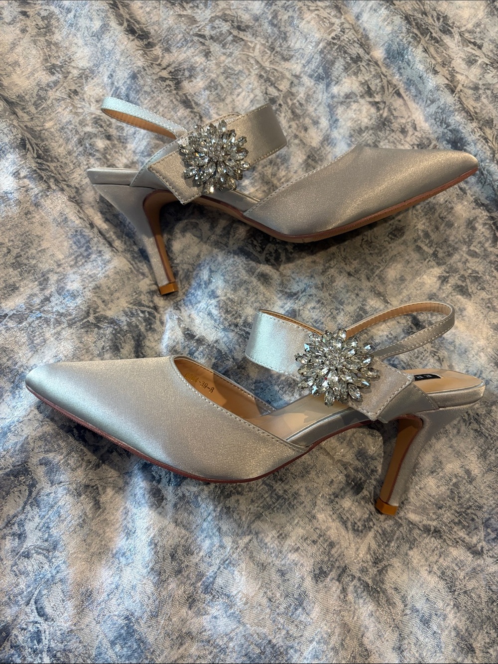 Elegant Silver Slingback Kitten Heel Pumps with Crystal Accent